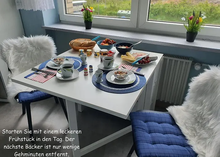 Apartment 103 im Haus Seehütte direkt am Strand in Cuxhaven Duhnen mit Seesicht in der Ferne